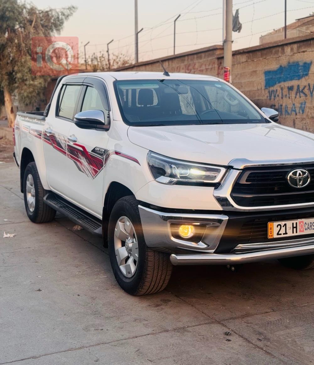 تويوتا هايلوكس